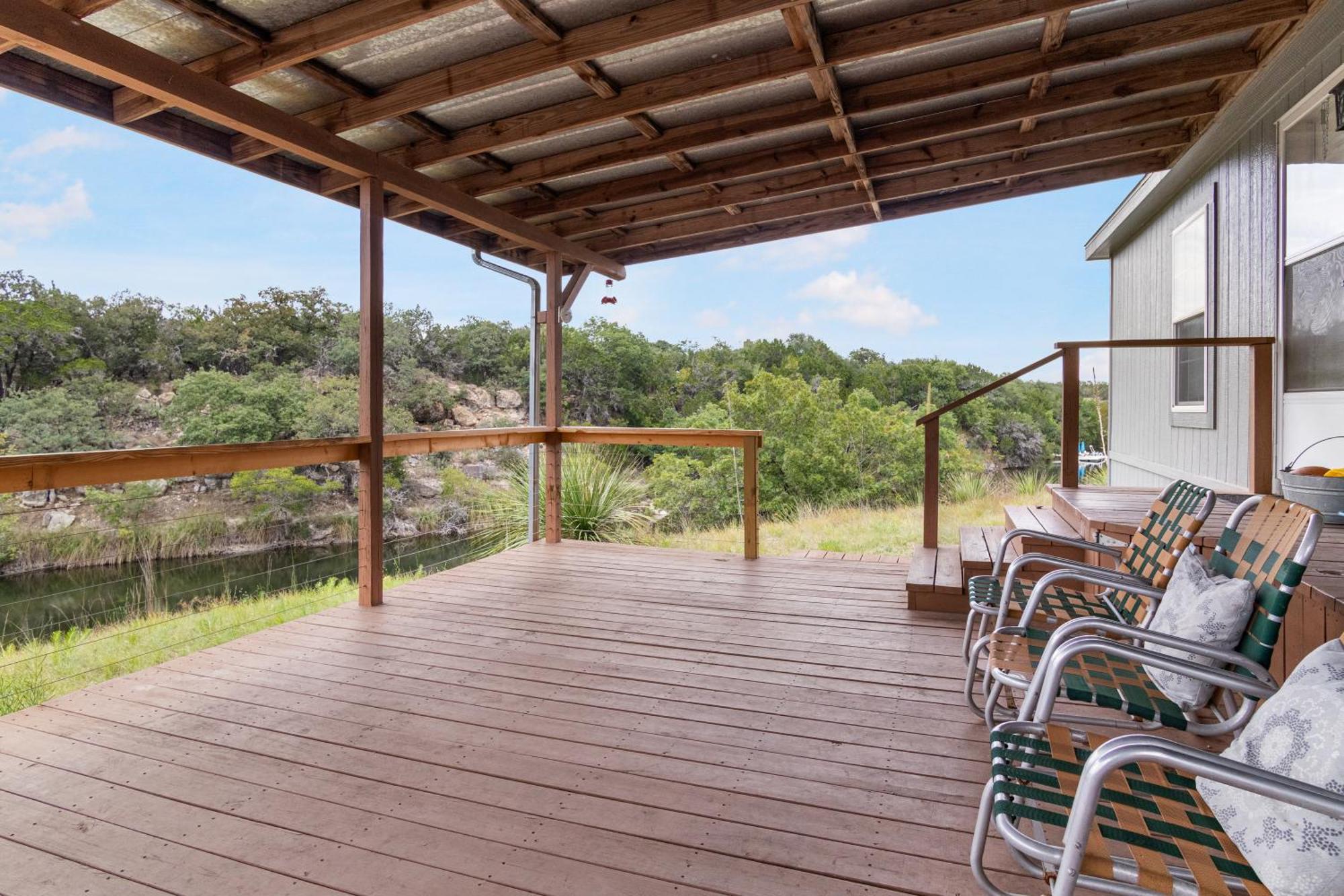 Hondo Creek Hideaway Hotel Tarpley Exterior photo